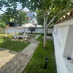 Family House Freeдом 别墅 辛尼莫雷特
