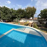 Family House Freeдом Villa