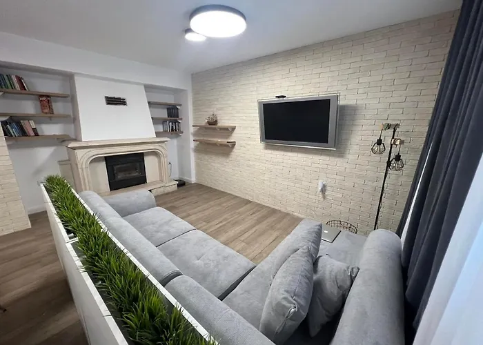 Family House Freeдом Βίλα Sinemoretz