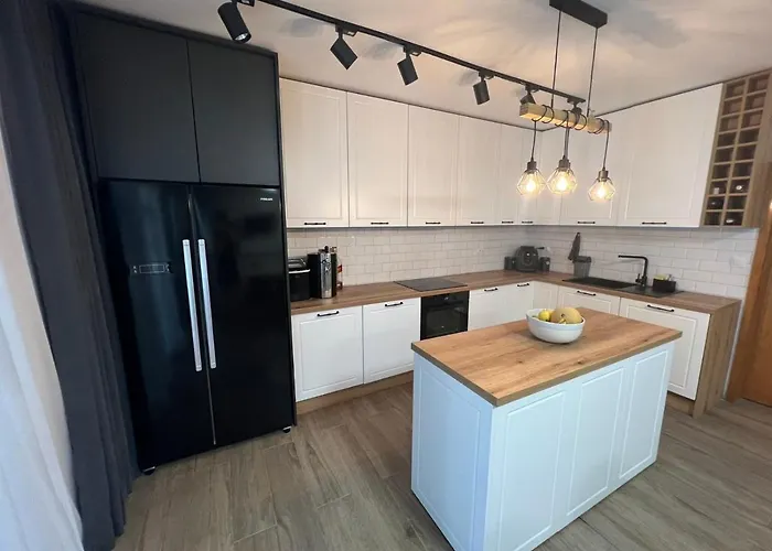 Family House Freeдом Βίλα