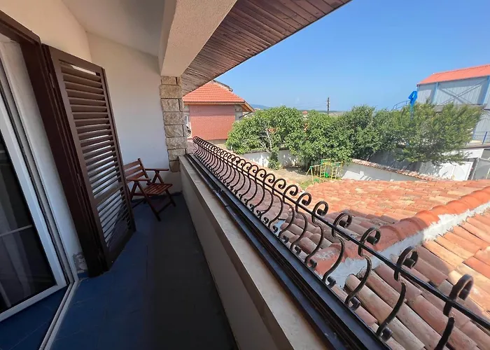 Family House Freeдом Βίλα *